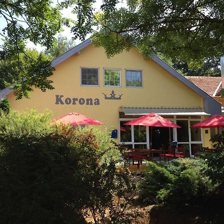 Korona Szallo Hotel Nagykanizsa Exterior foto